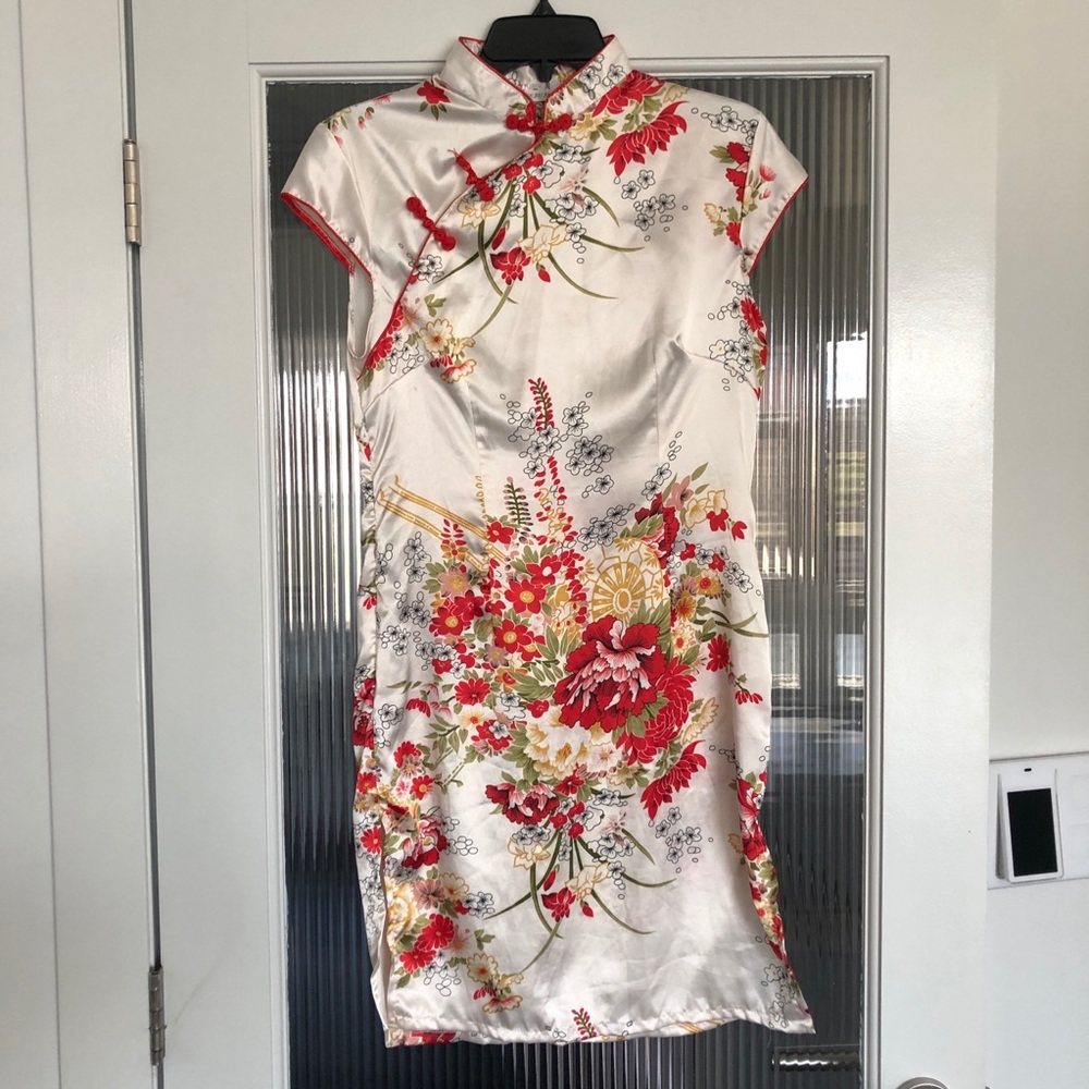 COPY - Ladies Jin Yue Fu Shi silk dress small